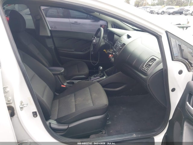 Aukcja sprzedaży 2017 Kia Forte Lx, vin: 3KPFK4A76HE121996, numer aukcji: 44932743