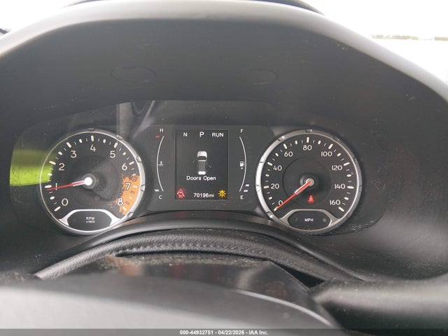 2018 Jeep Renegade Sport 4x4 მანქანა იყიდება აუქციონზე, vin: ZACCJBAB1JPJ00462, აუქციონის ნომერი: 44932751