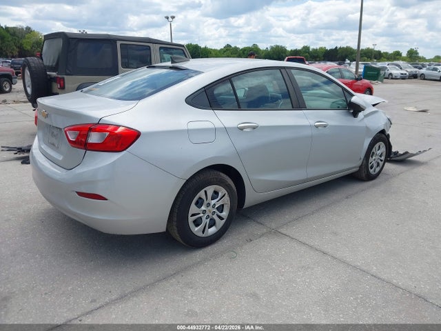 44932772 :رقم المزاد ، 1G1BC5SM0K7132689 vin ، 2019 Chevrolet Cruze Ls مزاد بيع