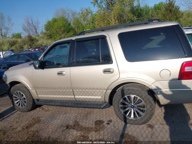 Продажа на аукционе авто 2017 Ford Expedition Xlt, vin: 1FMJU1JT7HEA72508, номер лота: 44932816