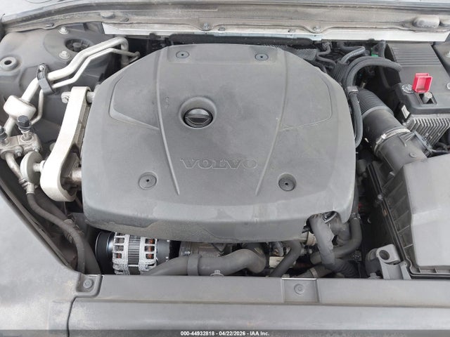 44932818 :رقم المزاد ، LVY102MK7JP056076 vin ، 2018 Volvo S90 T5 Momentum مزاد بيع