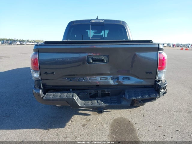 2021 Toyota Tacoma Limited მანქანა იყიდება აუქციონზე, vin: 3TMGZ5AN5MM424756, აუქციონის ნომერი: 44932833