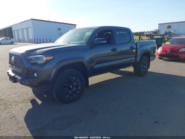 2021 Toyota Tacoma Limited მანქანა იყიდება აუქციონზე, vin: 3TMGZ5AN5MM424756, აუქციონის ნომერი: 44932833