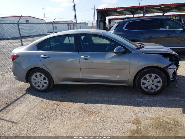 2023 Kia Rio S მანქანა იყიდება აუქციონზე, vin: 3KPA24AD0PE589043, აუქციონის ნომერი: 44932840