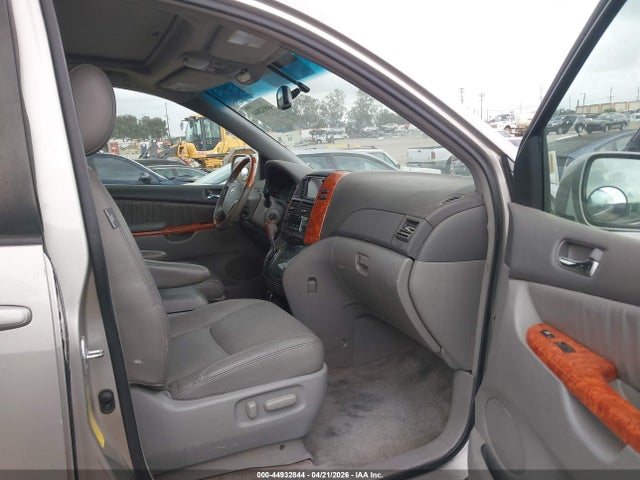 2010 TOYOTA SIENNA 5TDYK4CC4AS290008 Photo 4