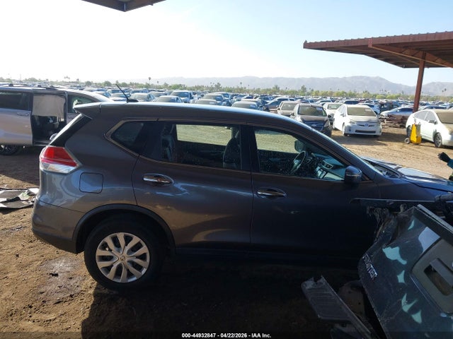 2015 Nissan Rogue S მანქანა იყიდება აუქციონზე, vin: KNMAT2MV1FP568951, აუქციონის ნომერი: 44932847