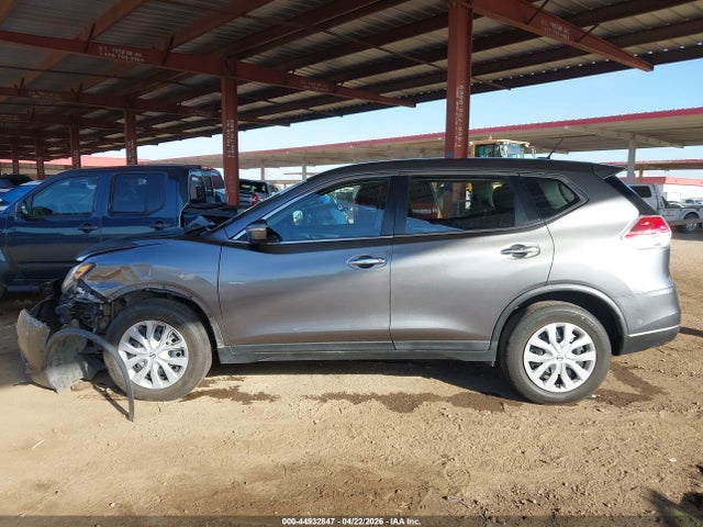 2015 Nissan Rogue S მანქანა იყიდება აუქციონზე, vin: KNMAT2MV1FP568951, აუქციონის ნომერი: 44932847