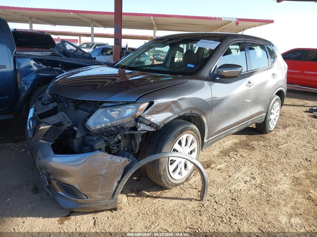 2015 Nissan Rogue S მანქანა იყიდება აუქციონზე, vin: KNMAT2MV1FP568951, აუქციონის ნომერი: 44932847