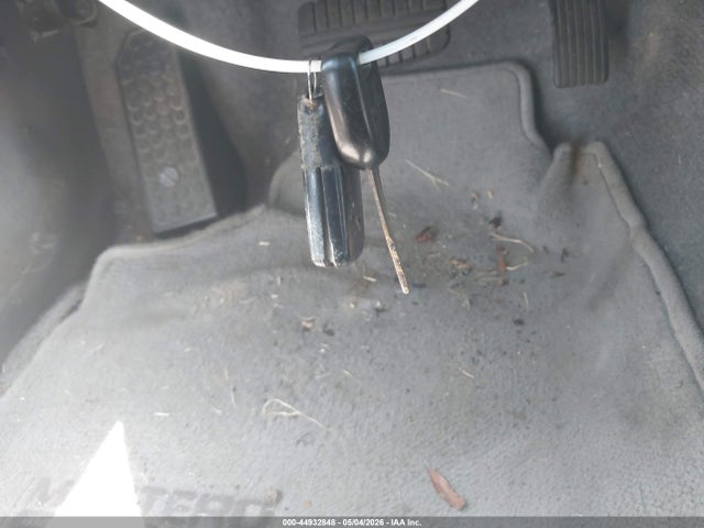 44932848 :رقم المزاد ، JA4LS21R04J004267 vin ، 2004 Mitsubishi Montero Sport Ls مزاد بيع