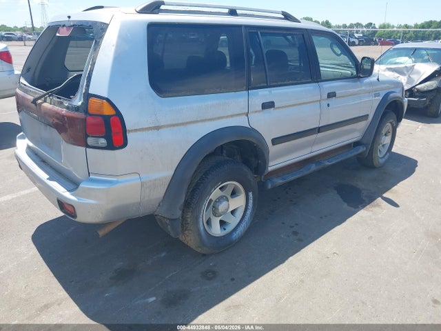 44932848 :رقم المزاد ، JA4LS21R04J004267 vin ، 2004 Mitsubishi Montero Sport Ls مزاد بيع