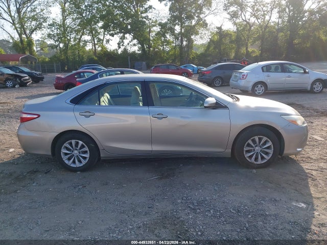 4T4BF1FK3GR560590 Toyota CAMRY LE