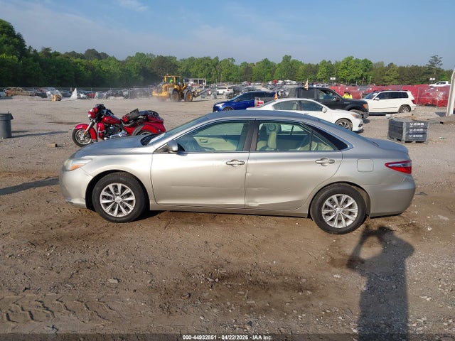 4T4BF1FK3GR560590 Toyota CAMRY LE