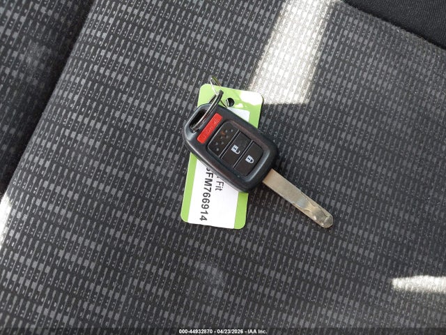 Продаж на аукціоні авто 2015 Honda Fit Lx, vin: 3HGGK5G58FM766914, номер лоту: 44932870