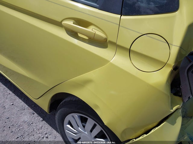 Продаж на аукціоні авто 2015 Honda Fit Lx, vin: 3HGGK5G58FM766914, номер лоту: 44932870