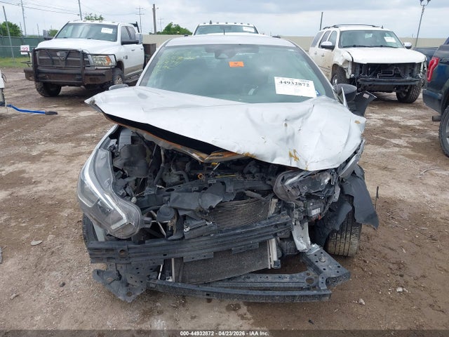 3N1CN8DV4LL813791 Nissan Versa S Xtronic Cvt