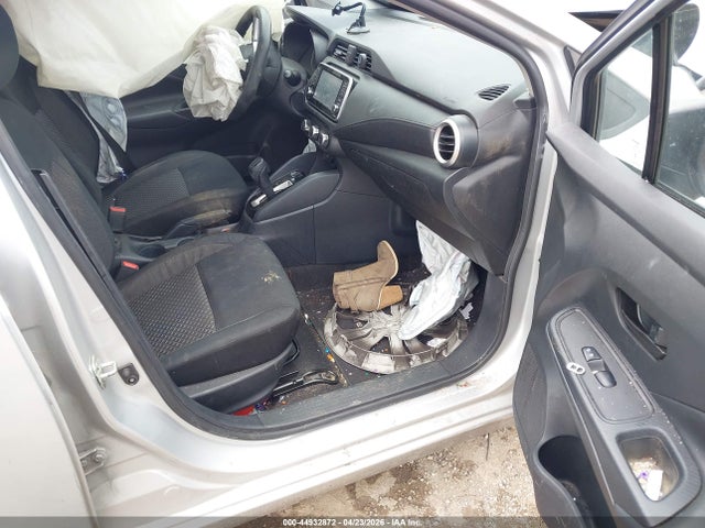 3N1CN8DV4LL813791 Nissan Versa S Xtronic Cvt