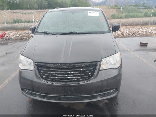 44932878 :رقم المزاد ، 2C4RC1CG3FR514887 vin ، 2015 Chrysler Town & Country Touring-l مزاد بيع