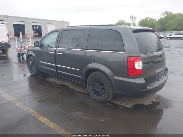44932878 :رقم المزاد ، 2C4RC1CG3FR514887 vin ، 2015 Chrysler Town & Country Touring-l مزاد بيع