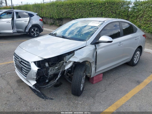 2020 Hyundai Accent Se მანქანა იყიდება აუქციონზე, vin: 3KPC24A66LE126764, აუქციონის ნომერი: 44932898