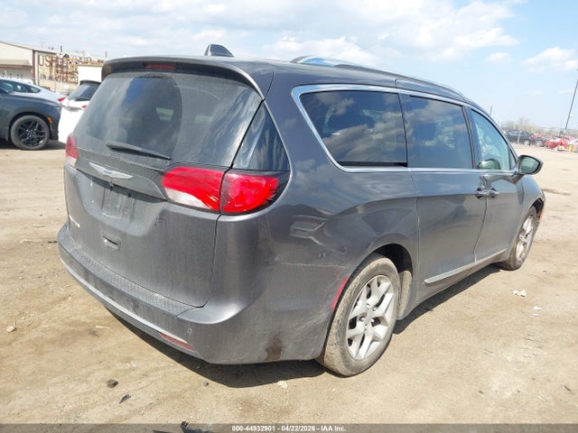 Aukcja sprzedaży 2018 Chrysler Pacifica Touring L Plus, vin: 2C4RC1EGXJR352133, numer aukcji: 44932901