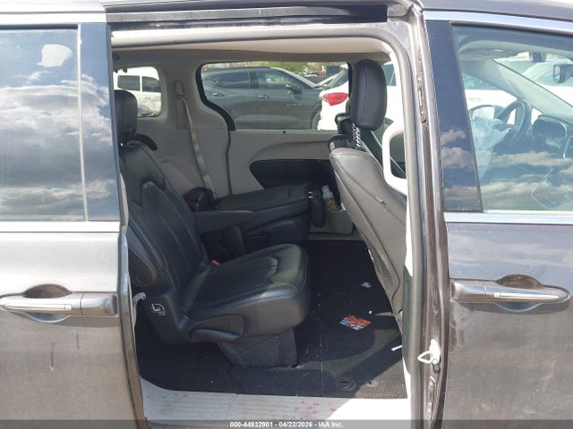 Aukcja sprzedaży 2018 Chrysler Pacifica Touring L Plus, vin: 2C4RC1EGXJR352133, numer aukcji: 44932901