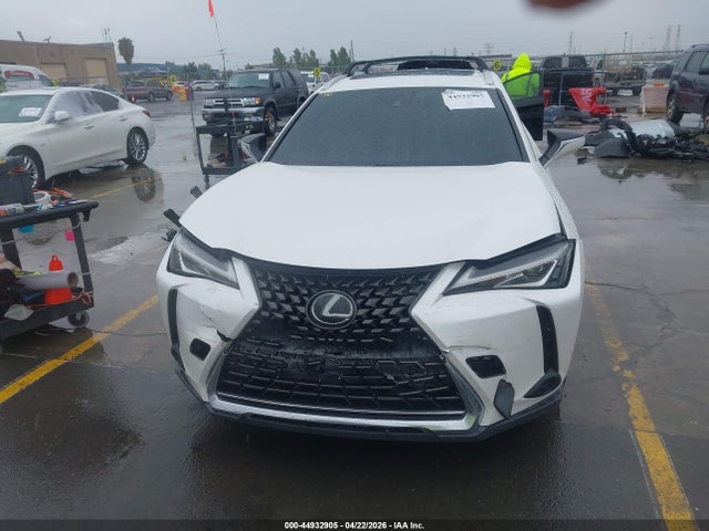 2019 Lexus Ux 200 მანქანა იყიდება აუქციონზე, vin: JTHY3JBHXK2007563, აუქციონის ნომერი: 44932905