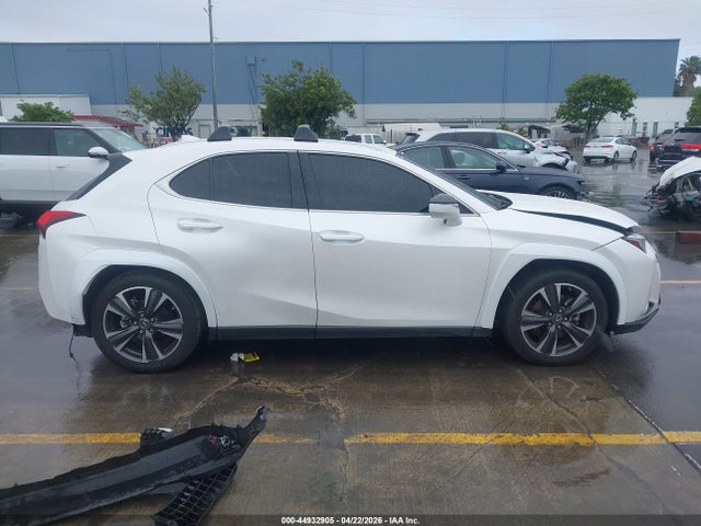 2019 Lexus Ux 200 მანქანა იყიდება აუქციონზე, vin: JTHY3JBHXK2007563, აუქციონის ნომერი: 44932905