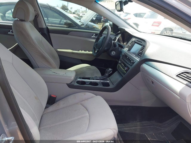 Hyundai SONATA SE 2016 5NPE24AF8GH277454 Image 5