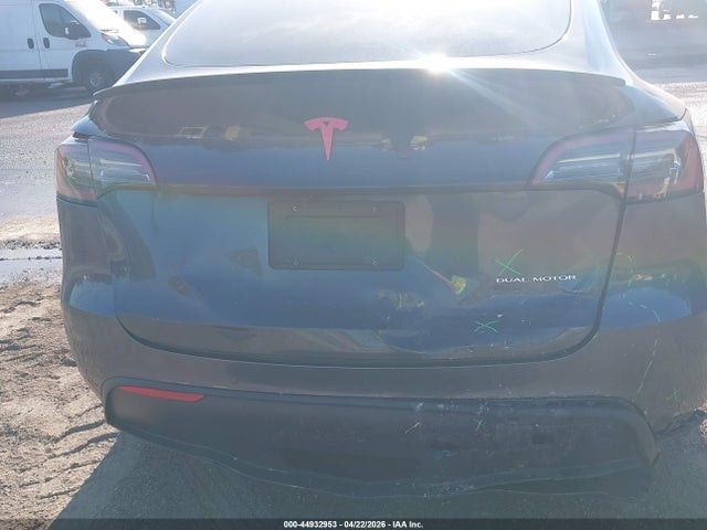 44932953 :رقم المزاد ، 5YJYGDEE6MF279908 vin ، 2021 Tesla Model Y Long Range Dual Motor All-wheel Drive مزاد بيع