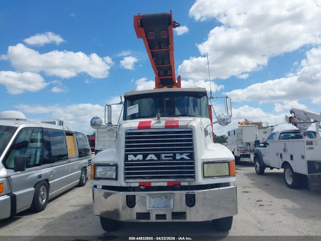 44932955 :رقم المزاد ، 1M2AA12Y0RW035153 vin ، 1994 Mack 600 Ch600 مزاد بيع