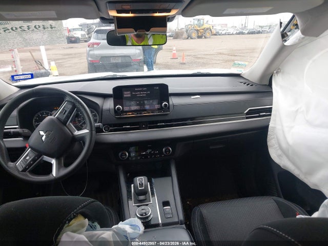 44932957 :رقم المزاد ، JA4J4TA80NZ040428 vin ، 2022 Mitsubishi Outlander Es 2.5 S-awc مزاد بيع