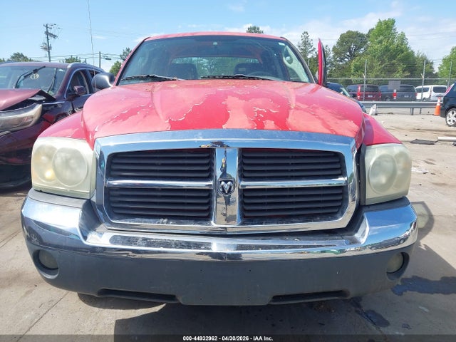 44932962 :رقم المزاد ، 1D7HW48K65S133653 vin ، 2005 Dodge Dakota Slt مزاد بيع
