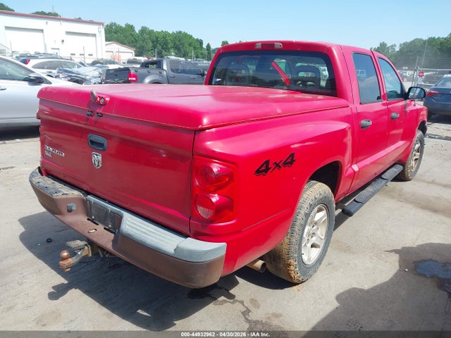 44932962 :رقم المزاد ، 1D7HW48K65S133653 vin ، 2005 Dodge Dakota Slt مزاد بيع