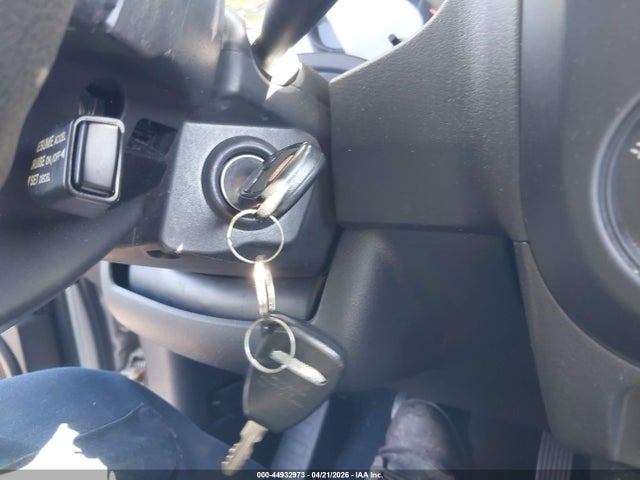 44932973 :رقم المزاد ، 1J4FT28BX9D183443 vin ، 2009 Jeep Patriot Sport مزاد بيع