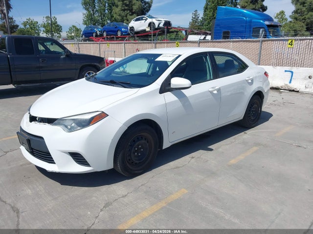 Toyota COROLLA LE 2014 5YFBURHE8EP161047 Image 2