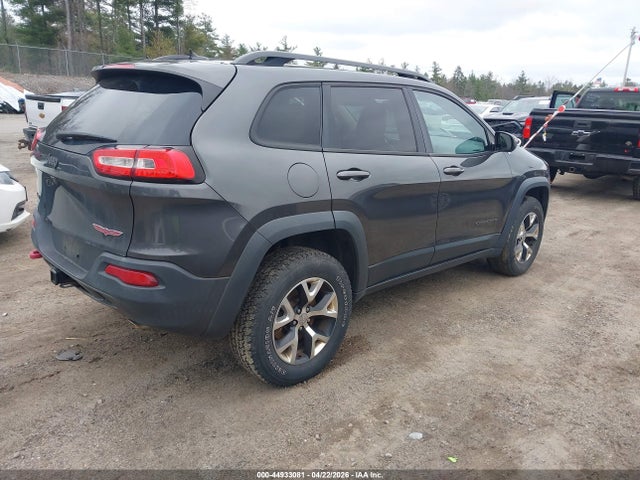 1C4PJMBS1EW295051 Jeep Cherokee Trailhawk