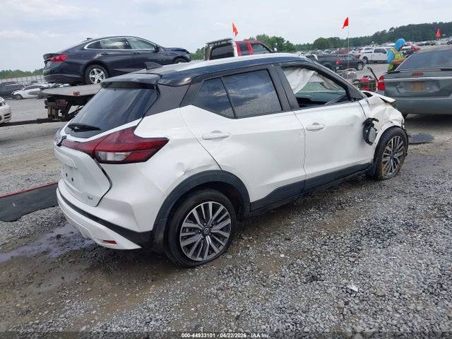 Продажа на аукционе авто 2021 Nissan Kicks Sv Xtronic Cvt, vin: 3N1CP5CV6ML470686, номер лота: 44933101
