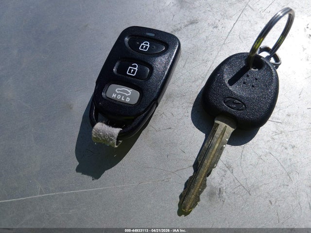 Продаж на аукціоні авто 2017 Hyundai Elantra Se, vin: KMHD84LF2HU068978, номер лоту: 44933113