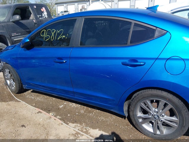 Продаж на аукціоні авто 2017 Hyundai Elantra Se, vin: KMHD84LF2HU068978, номер лоту: 44933113