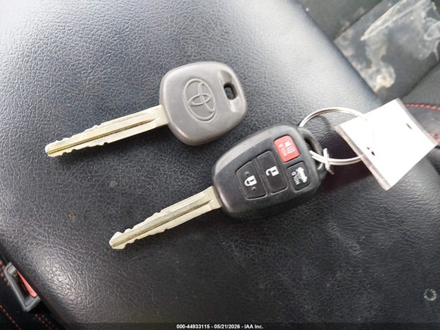 4T1BF1FK1HU408450 Toyota CAMRY SE