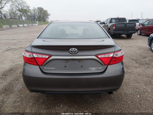 4T1BF1FK1HU408450 Toyota CAMRY SE
