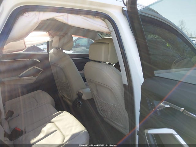 44933128 :رقم المزاد ، WA1EECF31K1067580 vin ، 2019 Audi Q3 2.0t S Line Premium مزاد بيع