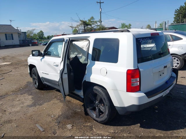 Продажа на аукционе авто 2015 Jeep Patriot Altitude Edition, vin: 1C4NJPBA5FD358813, номер лота: 44933130