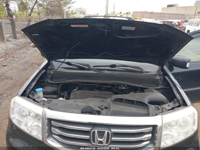 2013 Honda Pilot Touring მანქანა იყიდება აუქციონზე, vin: 5FNYF4H92DB072529, აუქციონის ნომერი: 44933136
