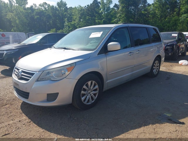 44933140 :رقم المزاد ، 2C4RVABG0CR276570 vin ، 2012 Volkswagen Routan Se مزاد بيع