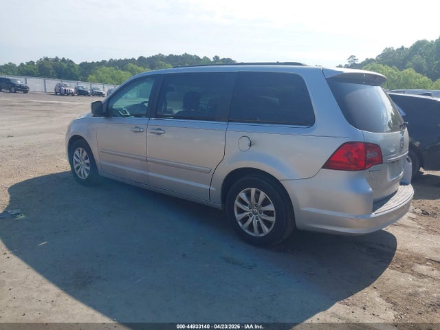 44933140 :رقم المزاد ، 2C4RVABG0CR276570 vin ، 2012 Volkswagen Routan Se مزاد بيع