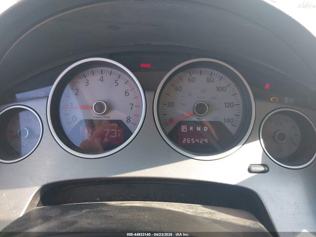 44933140 :رقم المزاد ، 2C4RVABG0CR276570 vin ، 2012 Volkswagen Routan Se مزاد بيع