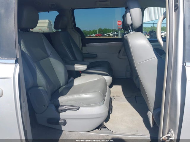 44933140 :رقم المزاد ، 2C4RVABG0CR276570 vin ، 2012 Volkswagen Routan Se مزاد بيع