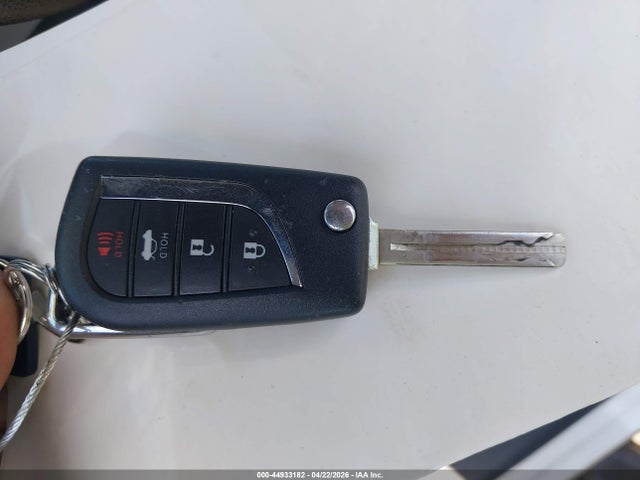 44933182 :رقم المزاد ، 4T1C11AK2RU843215 vin ، 2024 Toyota Camry Le مزاد بيع