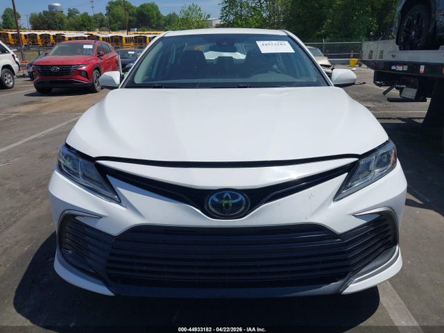 44933182 :رقم المزاد ، 4T1C11AK2RU843215 vin ، 2024 Toyota Camry Le مزاد بيع